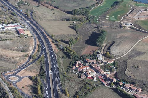 Ayuntamiento de Sarracin imagen de fachada