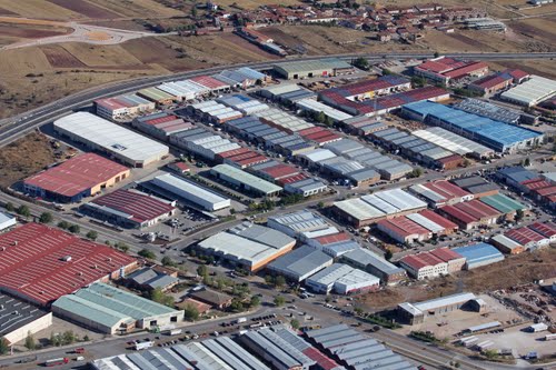 Vista AÃ©rea Del PolÃ­gono Y Al Fondo El Municipio De Las Casas