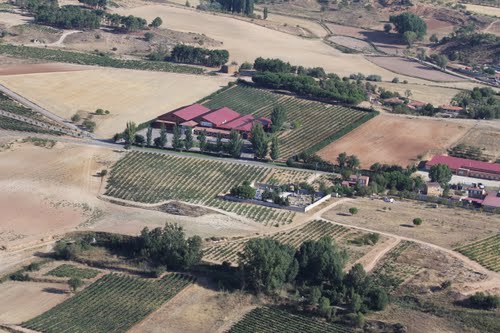 Vista Aérea De Bodegas Callejo En Sotillo De La Ribera