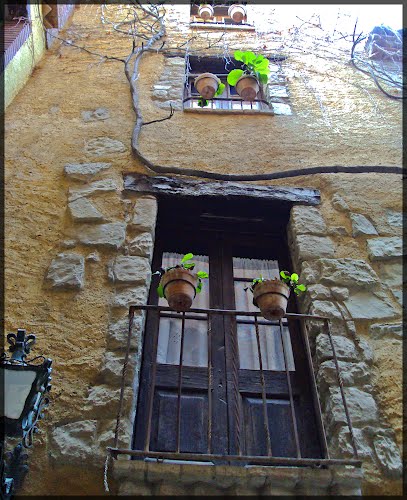 Ayuntamiento de Tora imagen de fachada