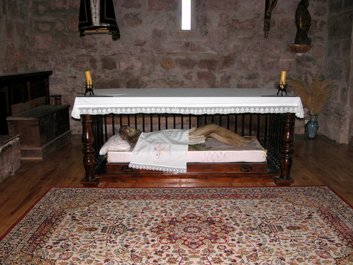 VENTOSA (Camino De Santiago)-Iglesia De San Saturnino (sXVI-XVII). Imagen De Cristo Yacente (sXIV).