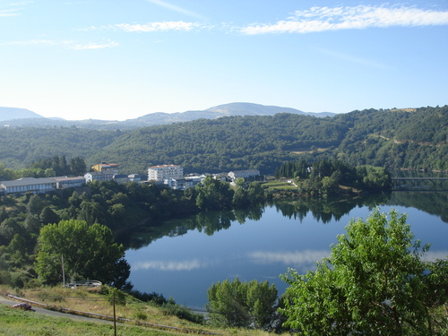 Ayuntamiento de Viana Do Bolo imagen de fachada